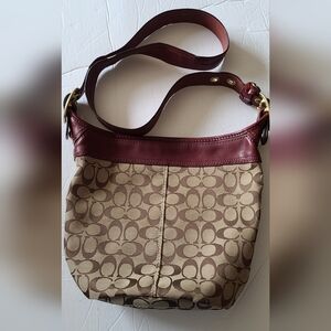 Coach Bucket Bag Maroon